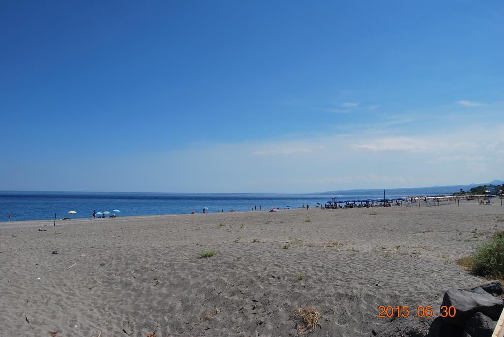 Baia Degli Dei Apartment Giardini Naxos Luaran gambar
