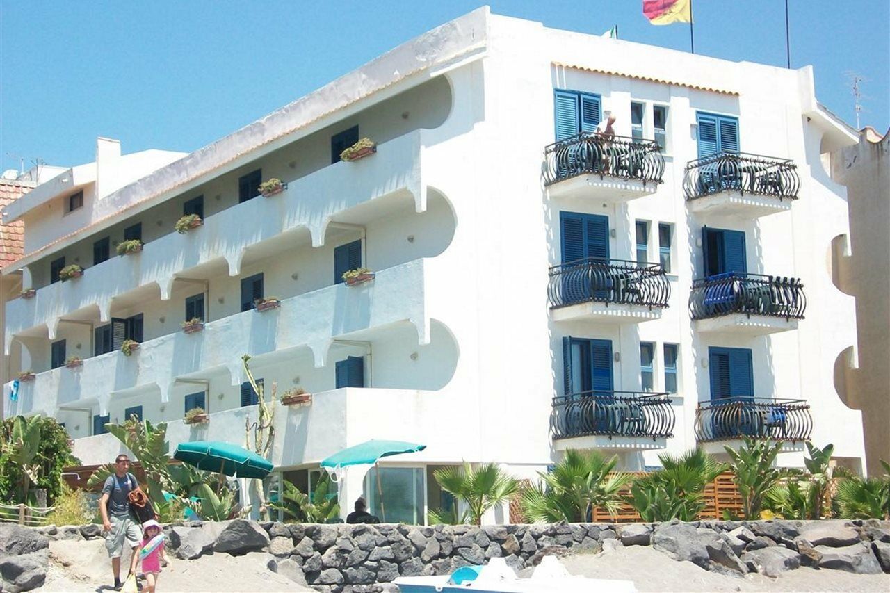 Baia Degli Dei Apartment Giardini Naxos Luaran gambar